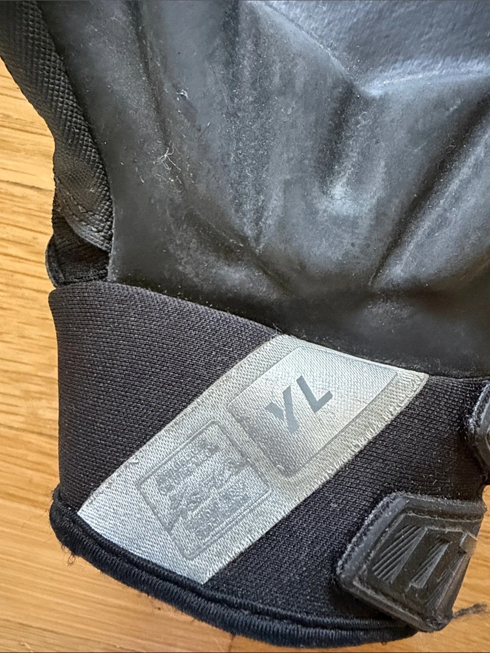 Nike youth large Black football lineman Grip Gloves with Reflective Swoosh